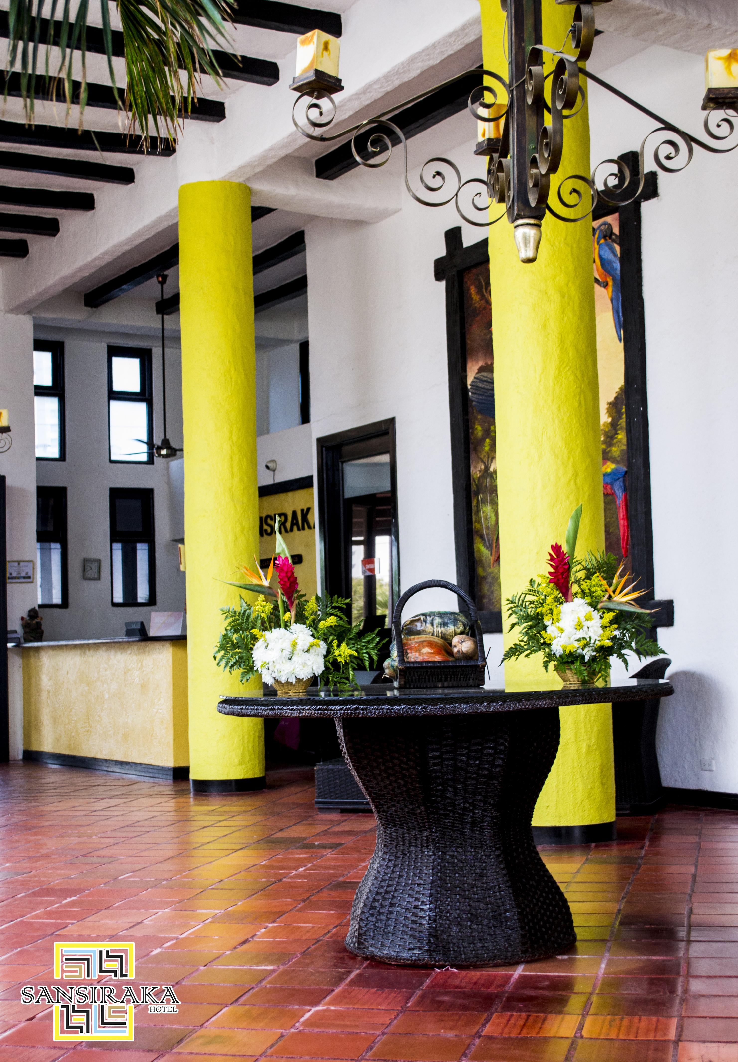 Hotel Sansiraka Suites By Geh Suites ซันตามาร์ตา ภายนอก รูปภาพ