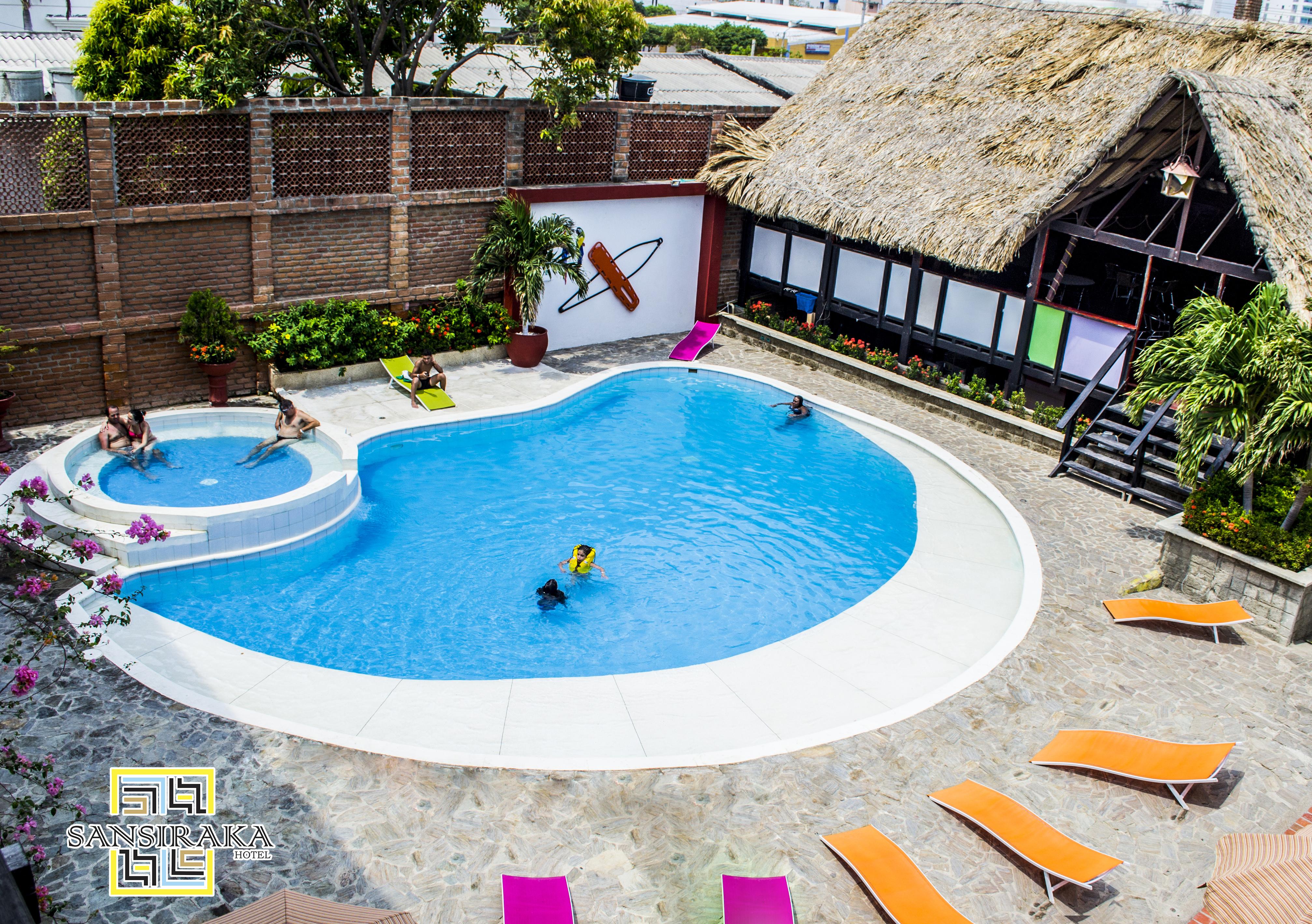 Hotel Sansiraka Suites By Geh Suites ซันตามาร์ตา ภายนอก รูปภาพ