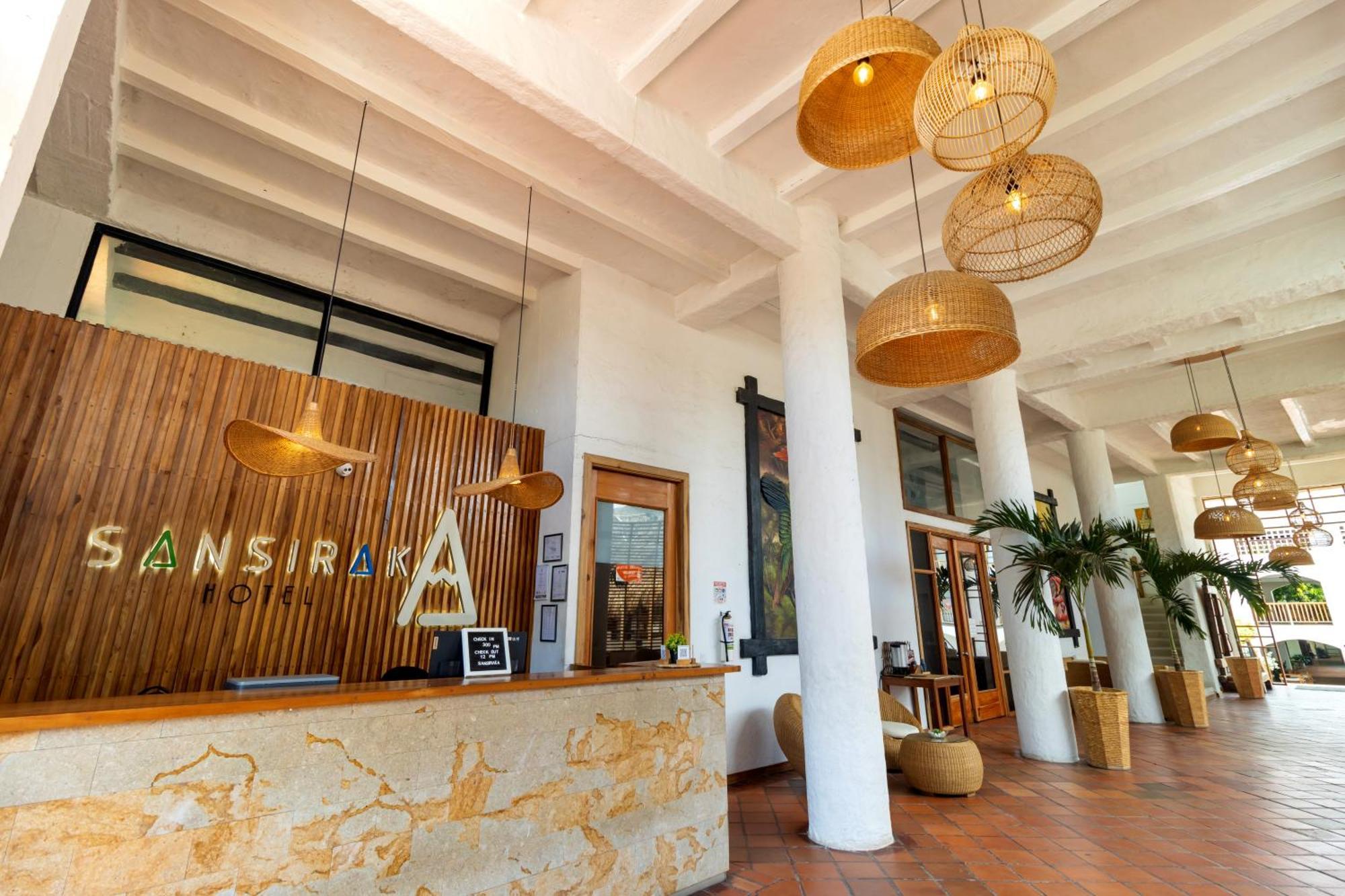 Hotel Sansiraka Suites By Geh Suites ซันตามาร์ตา ภายนอก รูปภาพ