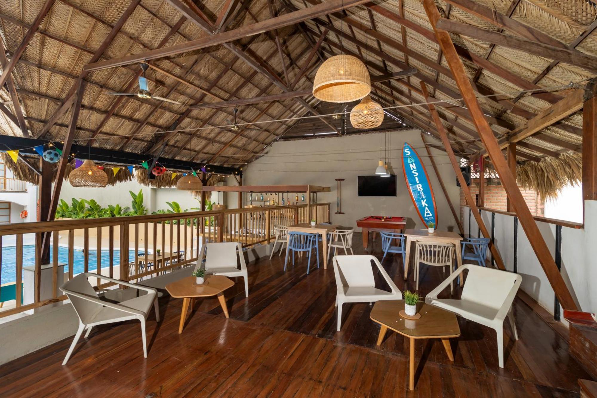 Hotel Sansiraka Suites By Geh Suites ซันตามาร์ตา ภายนอก รูปภาพ