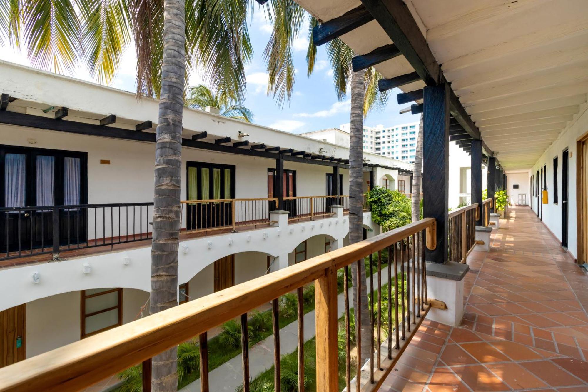 Hotel Sansiraka Suites By Geh Suites ซันตามาร์ตา ภายนอก รูปภาพ
