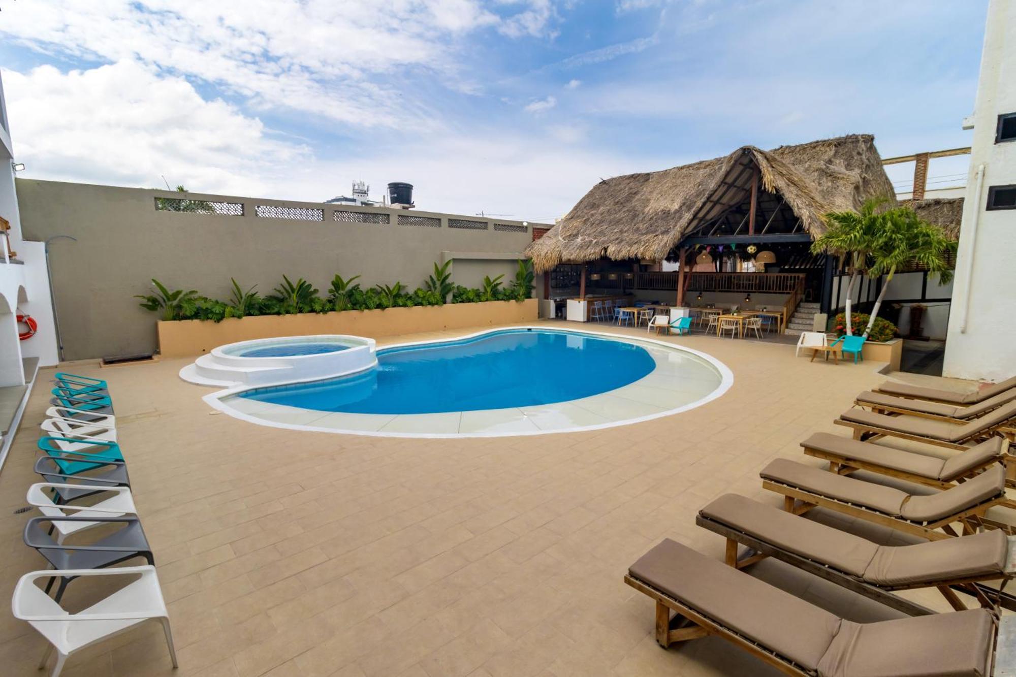 Hotel Sansiraka Suites By Geh Suites ซันตามาร์ตา ภายนอก รูปภาพ